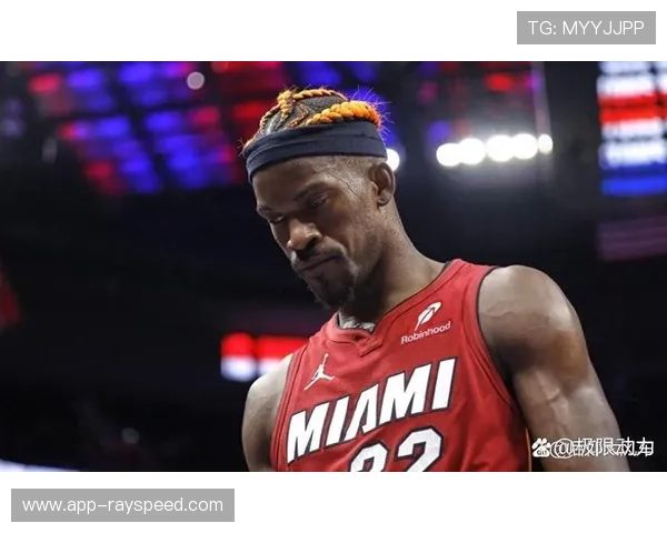 活塞斯图尔特隔扣热火阿德巴约,入选当日五佳球 活塞斯图尔特隔扣热火阿德巴约,入选当日五佳球