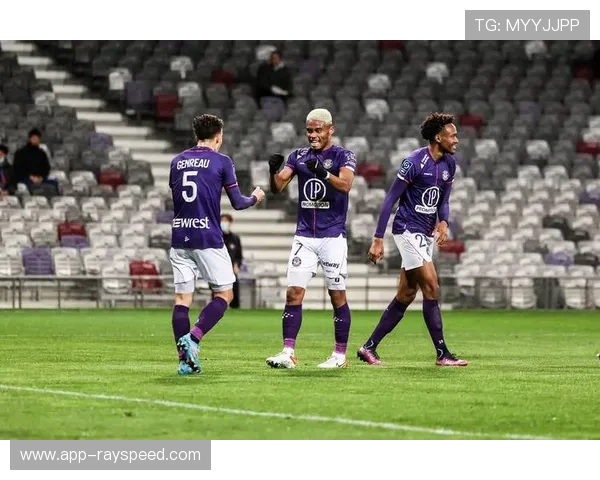 里尔与图卢兹就埃朱马转会谈判进入尾声